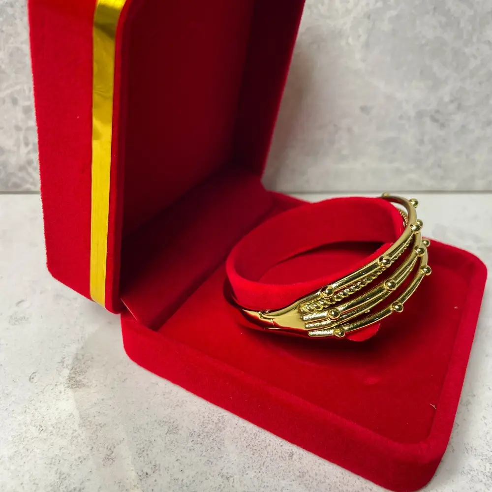 Stella Pearl bracelet - Image 3